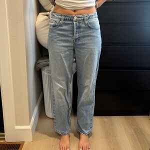 FRAME Slim Straight Low Rise Jeans